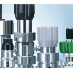 Equipment for high purity gases